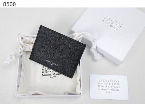 #메종마르지엘라 [Maison Margiela] 수입프리미엄급 Maison Margiela Money Clip Bovine Leather Wallet 신상 입고💢 #태그 #지갑 #8500