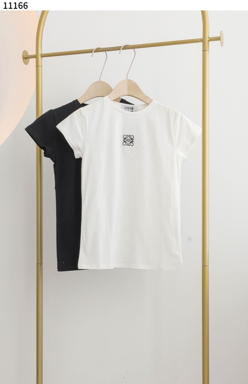 #로웨 [LOEWE] 로에베 여성 아나그램 티셔츠 신상입고💢 #상의 #티셔츠 #11166