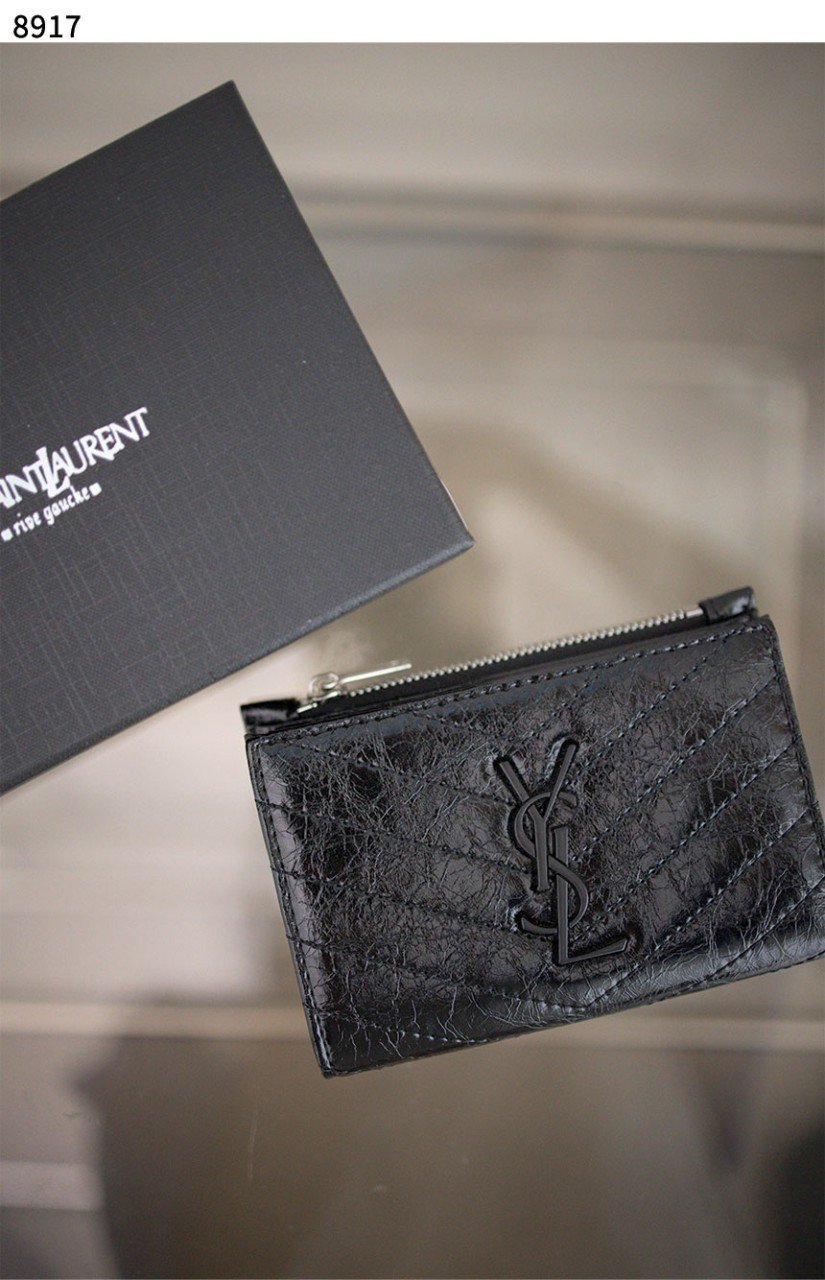 #입생로랑 [YSL] 모노그램 엠보스드 지퍼 카드지갑 신상입고💢 #지갑 #8917