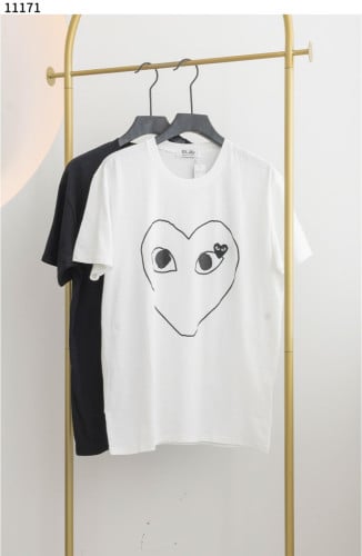 #꼼데가르송 [COMME des GARCONS] 플레이 꼼데가르송 프린팅 블랙 하트 프린팅 티셔츠 신상입고💢 #상의 #티셔츠 #11171