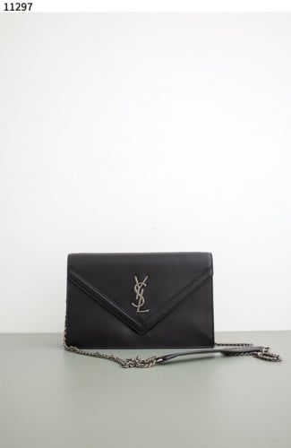 #입생로랑 [YSL] 입생로랑 생로랑 르 셉트 체인 숄더백 신상입고💢 #가방 #11297