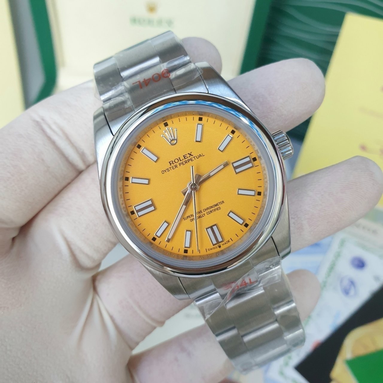 로.오이스터 퍼페츄얼 옐로우