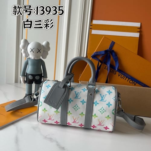 루이비통 키폴 반둘리에 25