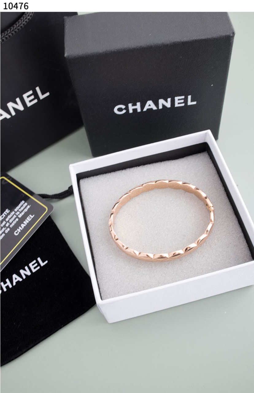 UM #샤넬 [Chanel] Coco Crush 브레이슬릿 신상입고💢 #팔찌 #10476