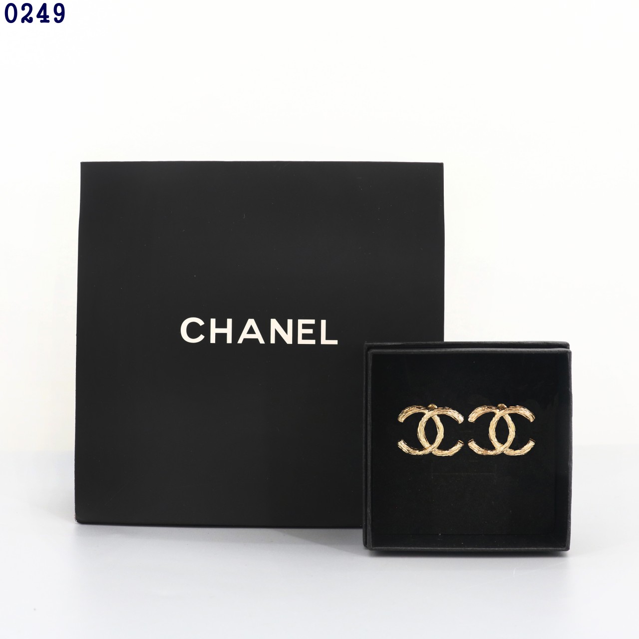 👹샤* CC로고 골드 귀걸이👹