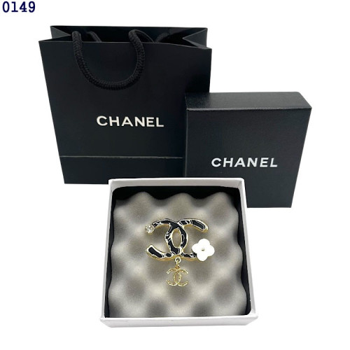 👹샤* CC 블랙 골드 로고 브로치👹