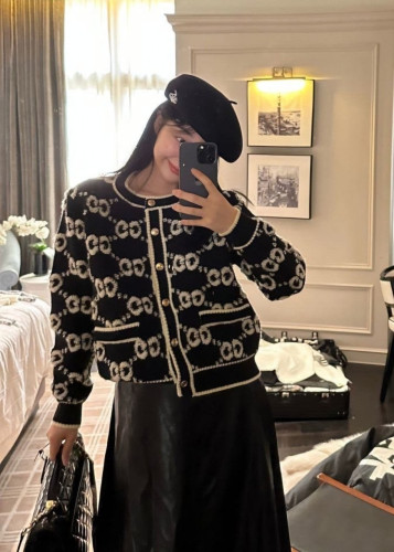 💕 구* GG 부클 자가드 울가디건 ➡️수입최고급 (여성)