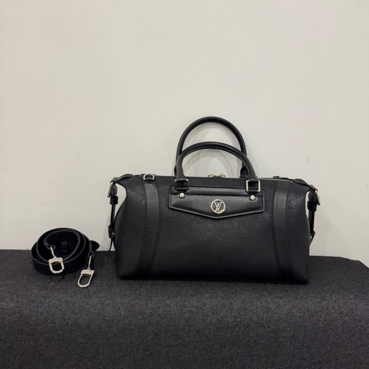 🤴🏻 #루비통 (L.V) LV 바이커 MM🤴🏻