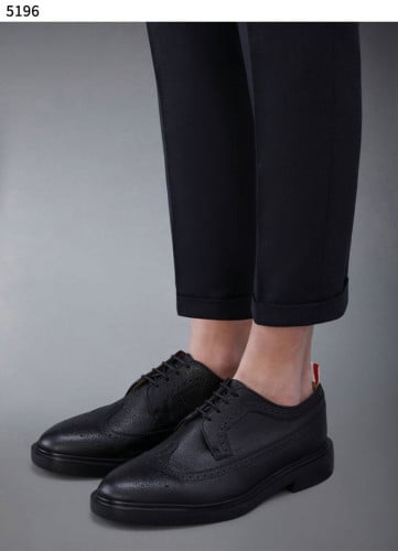 #톰브라운 [THOM BROWNE] 수입프리미엄급 페블그레인 클래식 윙팁 슈즈 신상 입고💢 #태그 #신발 #5196