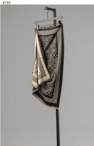 🍀 [LOUIS VUITTON] 루이비통 수입고급 모아나 양면 울 머플러 🍀