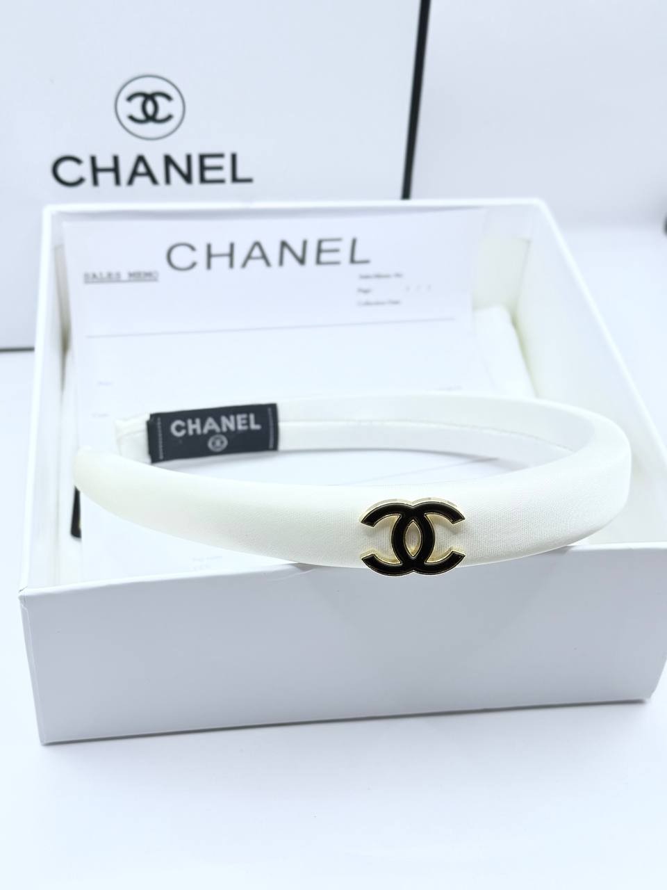 샤넬 스틸로고 머리띠