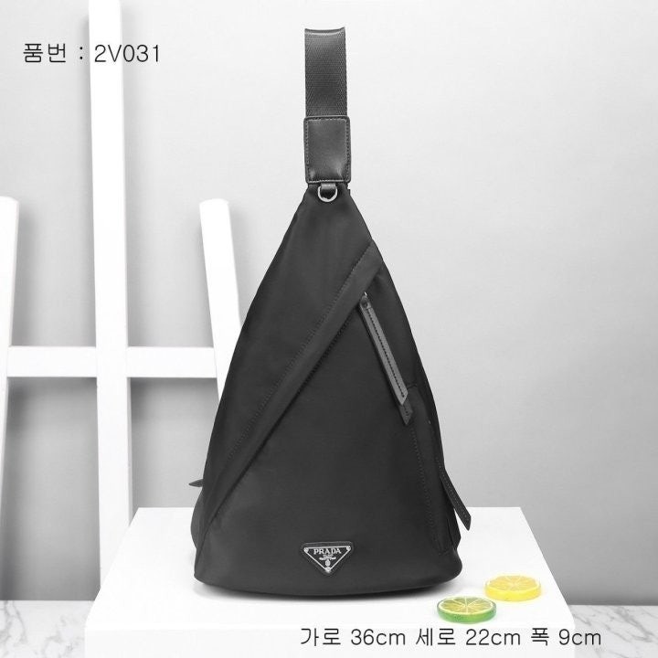 💕 프** 삼각 슬링백