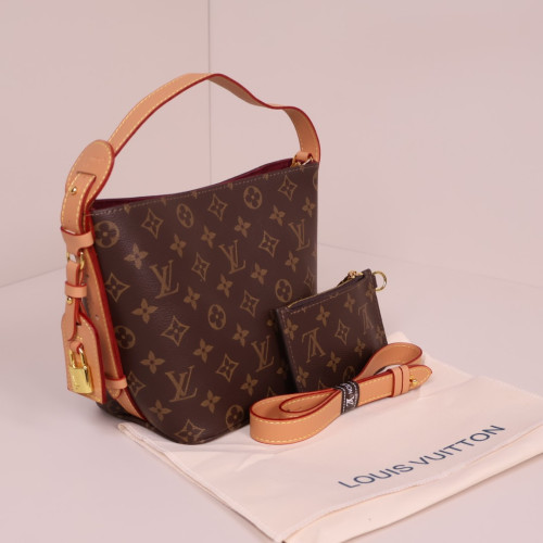 ✨올 인 비비 모노그램 핸드백 ✨