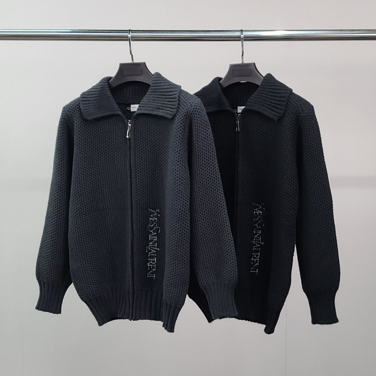 💕 생** 로고자수 울 가디건