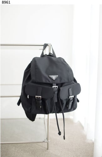 #프라다 [PRADA] 프라다 리나일론 백팩 신상입고💢 #가방 #8961