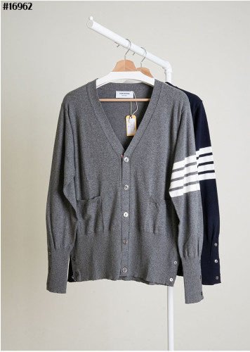 🔆 [THOM BROWNE] 톰브라운 코튼 크레이프 4-바 브이넥 가디건 🔆