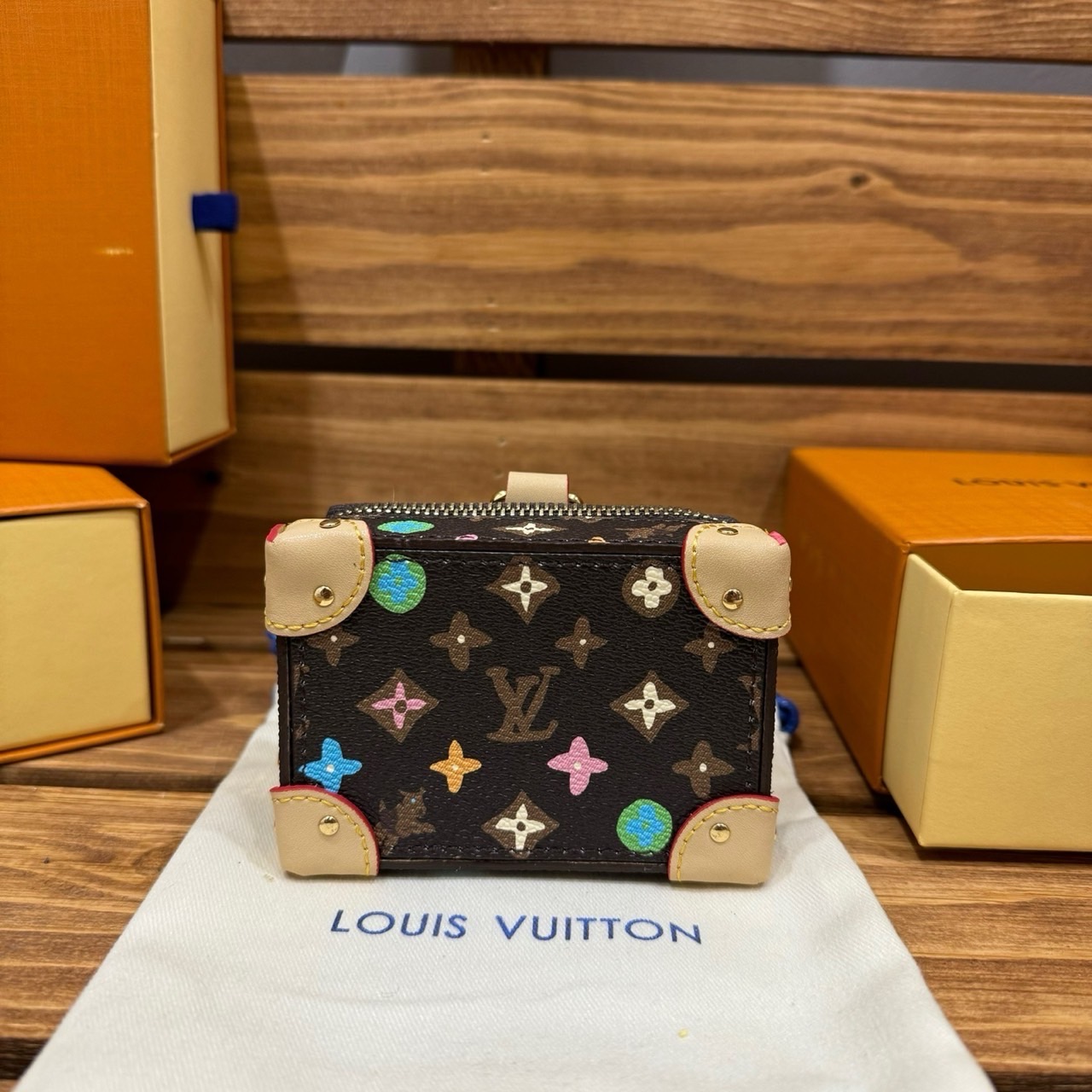 🤴🏻  #루이통 (L.V)  트렁크 키홀더 백참🤴🏻