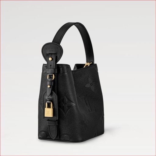 🤴🏻 #루비통 (L.V)  올 인 BB 🤴🏻