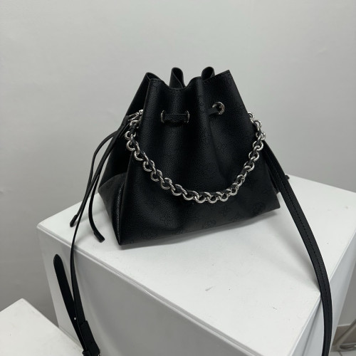 🤴🏻 #루비통 (L.V)  벨라 복조리🤴🏻