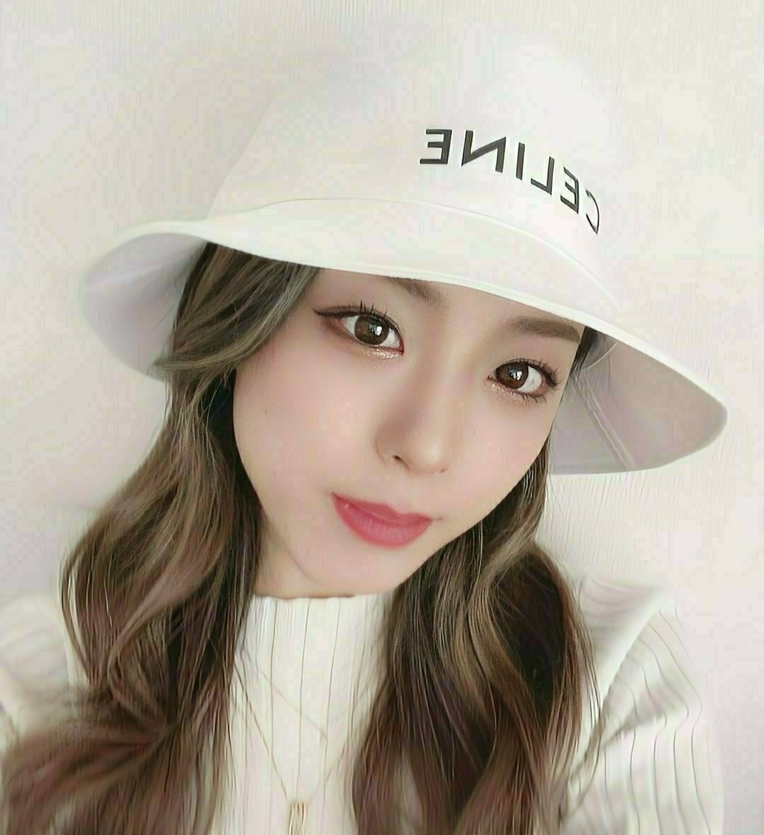 ⚪⚪⚪ 25S 셀♡느 로고프린트 버킷햇 ⚪⚪⚪