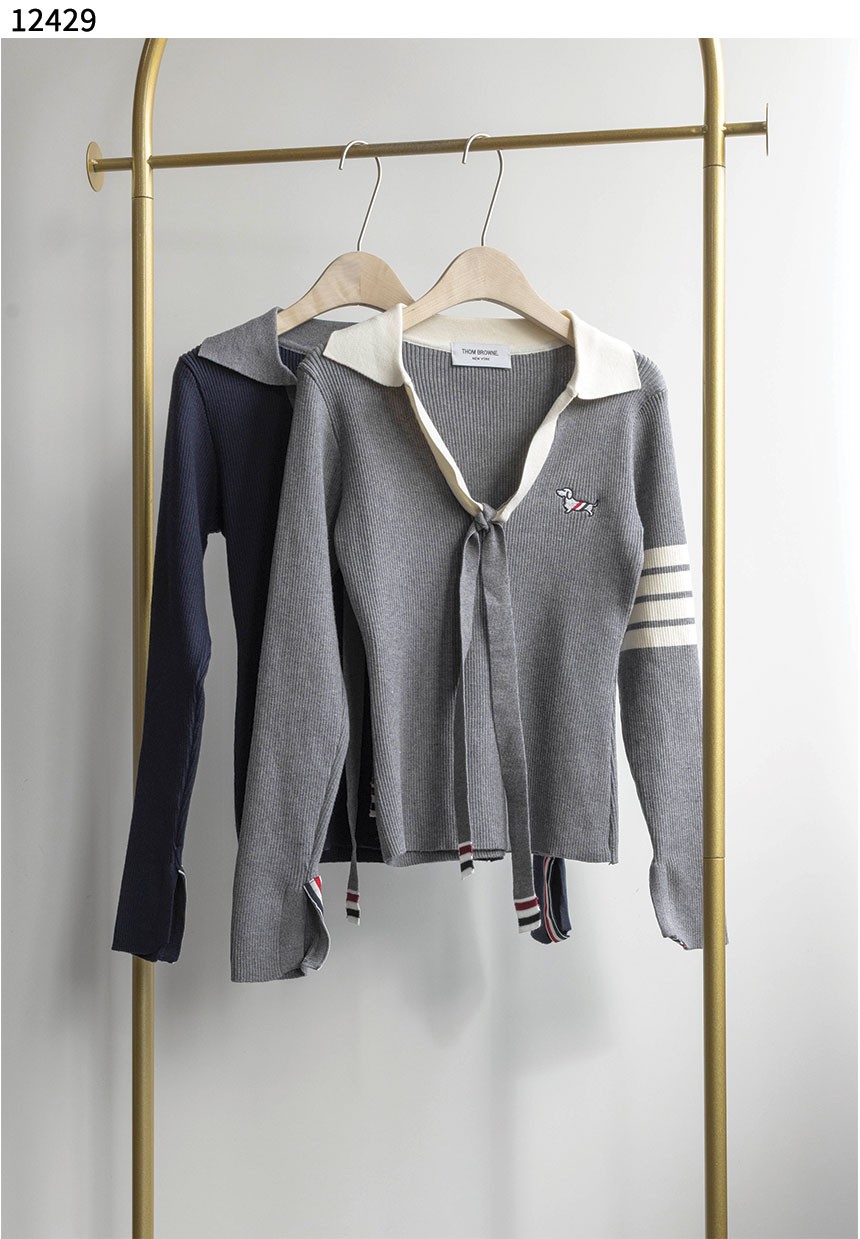 #톰브라운 [Thom Browne] 여성 타이 카라 골지니트 신상입고💢 #상의 #니트 #12429