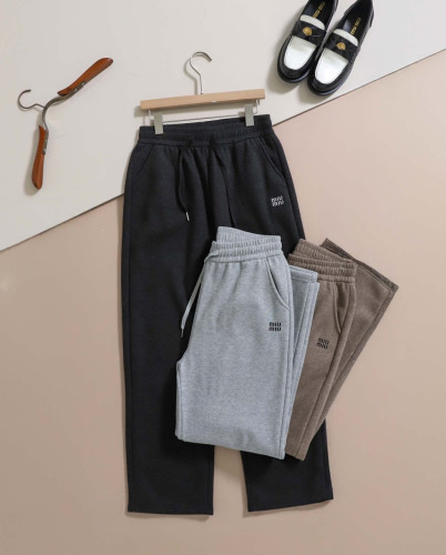 #미우미우 [ Miu ] 코튼 플리스 밴딩 팬츠 입고💢 #여성하의 #바지