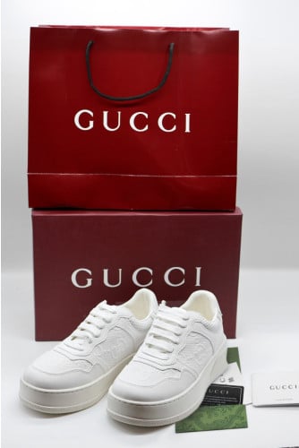 #구찌 화이트 엠보  GG로고 여성 스니커즈