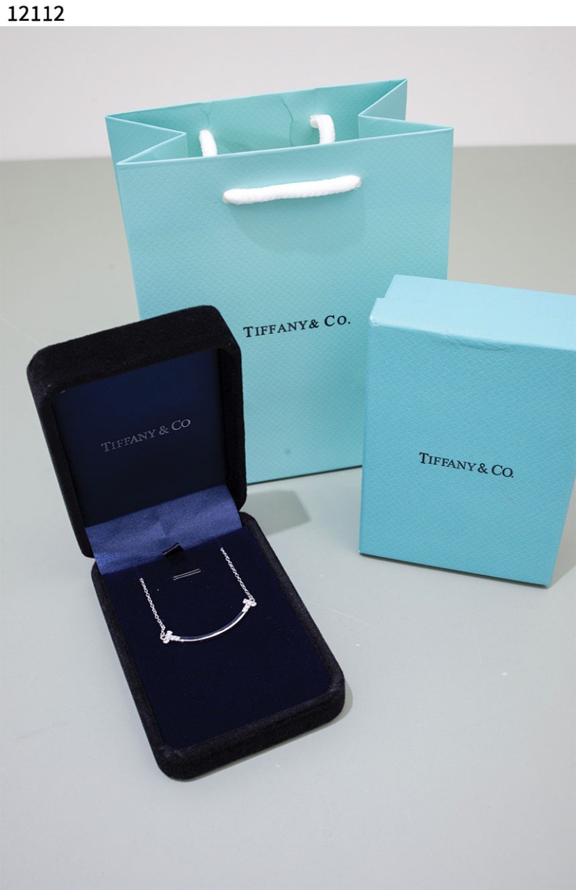 #티파니앤코 [Tiffany & Co.] T스마일 미디엄 펜던트 신상입고💢 #목걸이 #12112