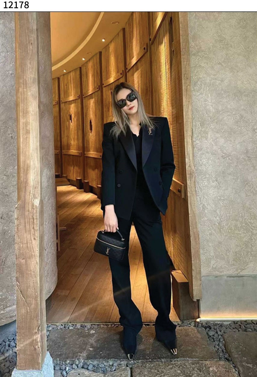 #입생로랑 [YSL] 수입프리미엄급 램스킨 소재의 GABY 배니티 백 신상 입고💢 #태그 #가방 #12178