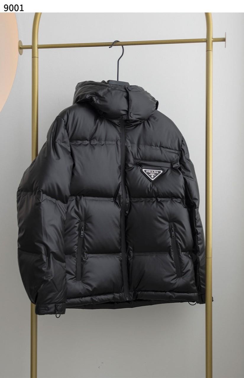 #프라다 [PRADA] 남자 미디엄 렝스 리나일론 다운 자켓 신상입고💢 #상의 #자켓 #9001