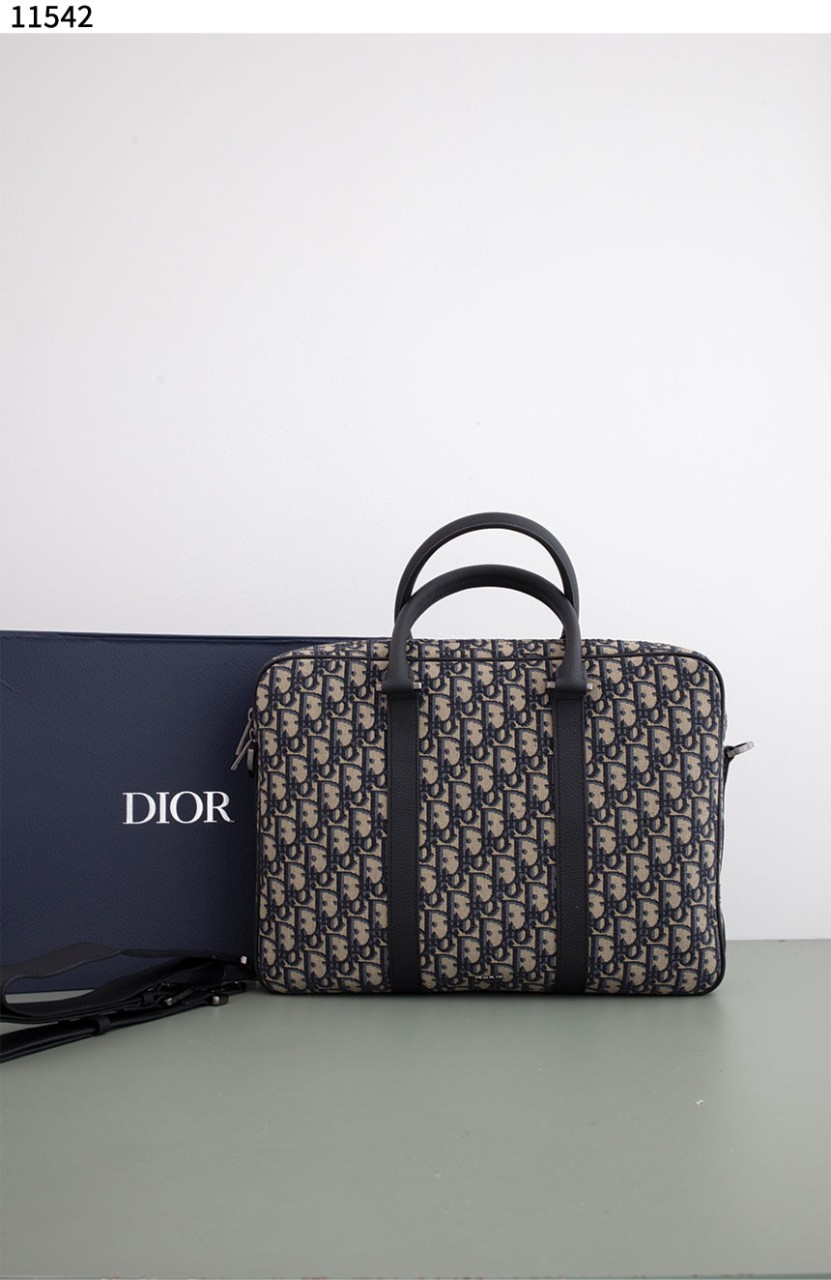 #디올 [Christian Dior] 오블리크 남성 브리프 케이스 신상입고💢 #가방 #11542
