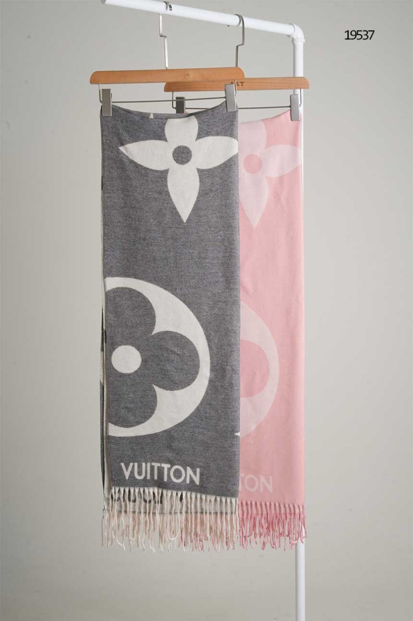 🔆 [LOUIS VUITTON] 루이비통 모노그램 빅로고 에센셜 울 머플러 🔆