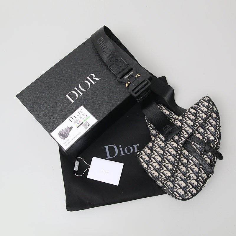 👹디올 오블리크 자가드 새들백👹