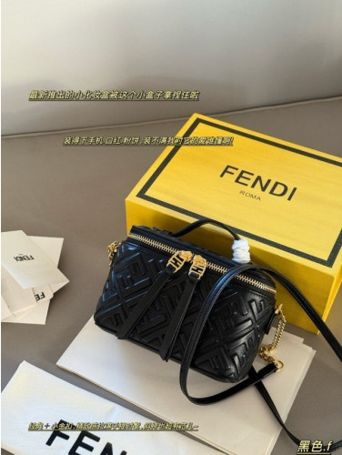 💕 펜* FF로고 베니티백 탑핸들 (블랙) 8BS108