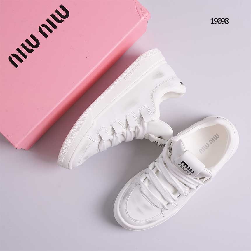 🔆 [MIUMIU] 미우미우 레더 빈티지 스니커즈 화이트 🔆