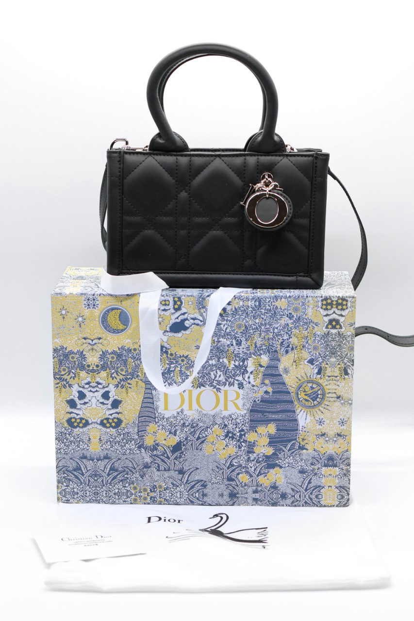 #디올 북토트 미니 레더 레이디 Dior 까나쥬 크로스백