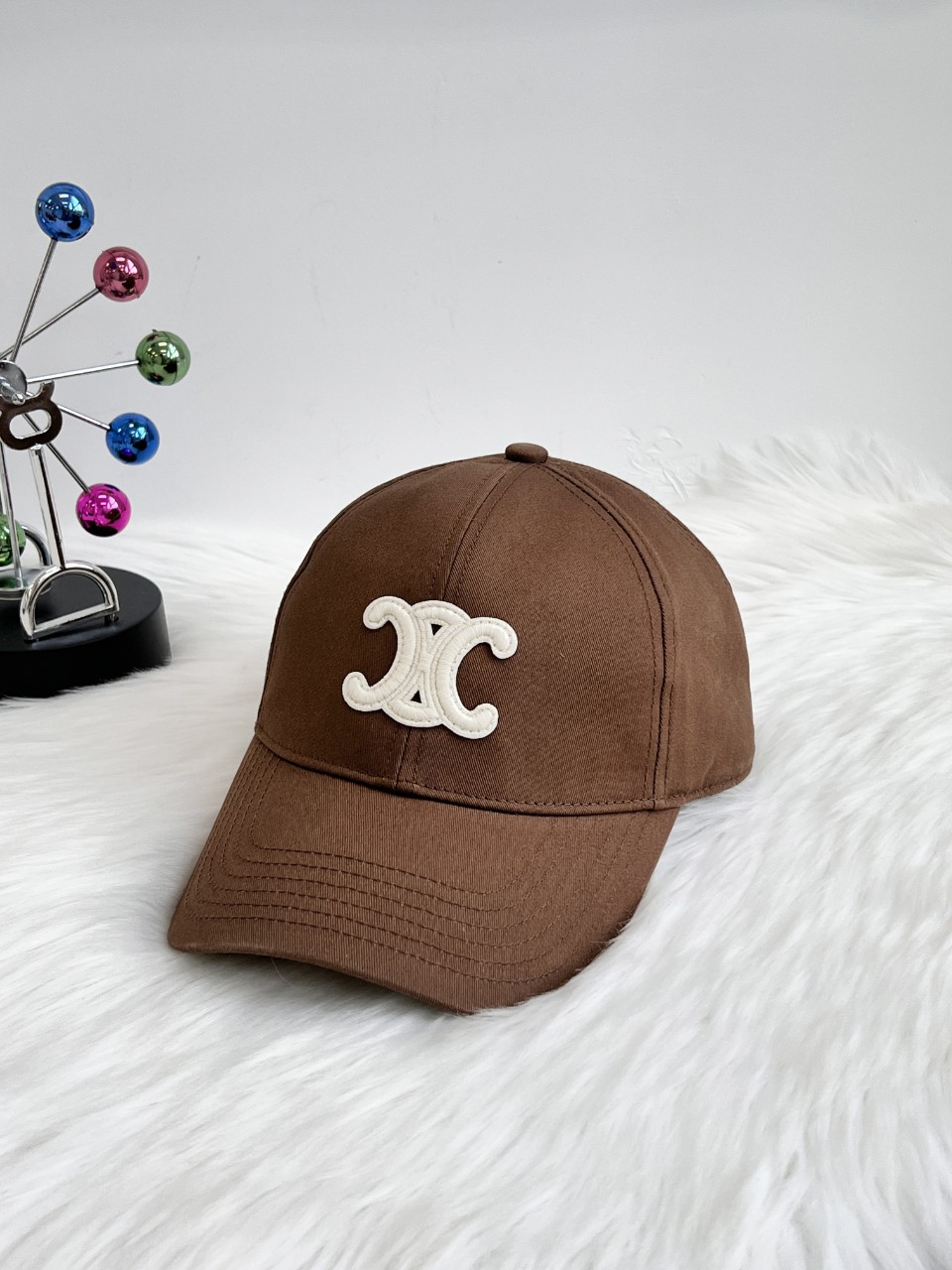 #Q #셀린느 트리오페 볼캡