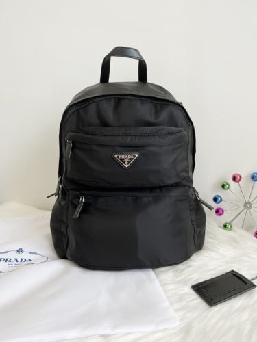 #Q #프라다 포코노 백팩