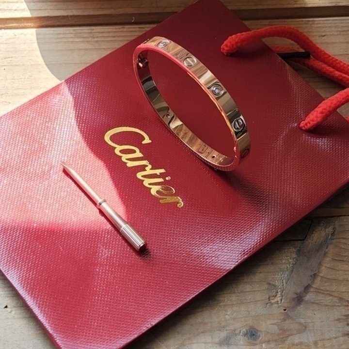 [218번] #까르띠에  러브팔찌 큐빅 로즈골드