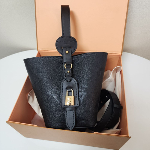 #RT #루이비통 올인bb 앙프렝뜨