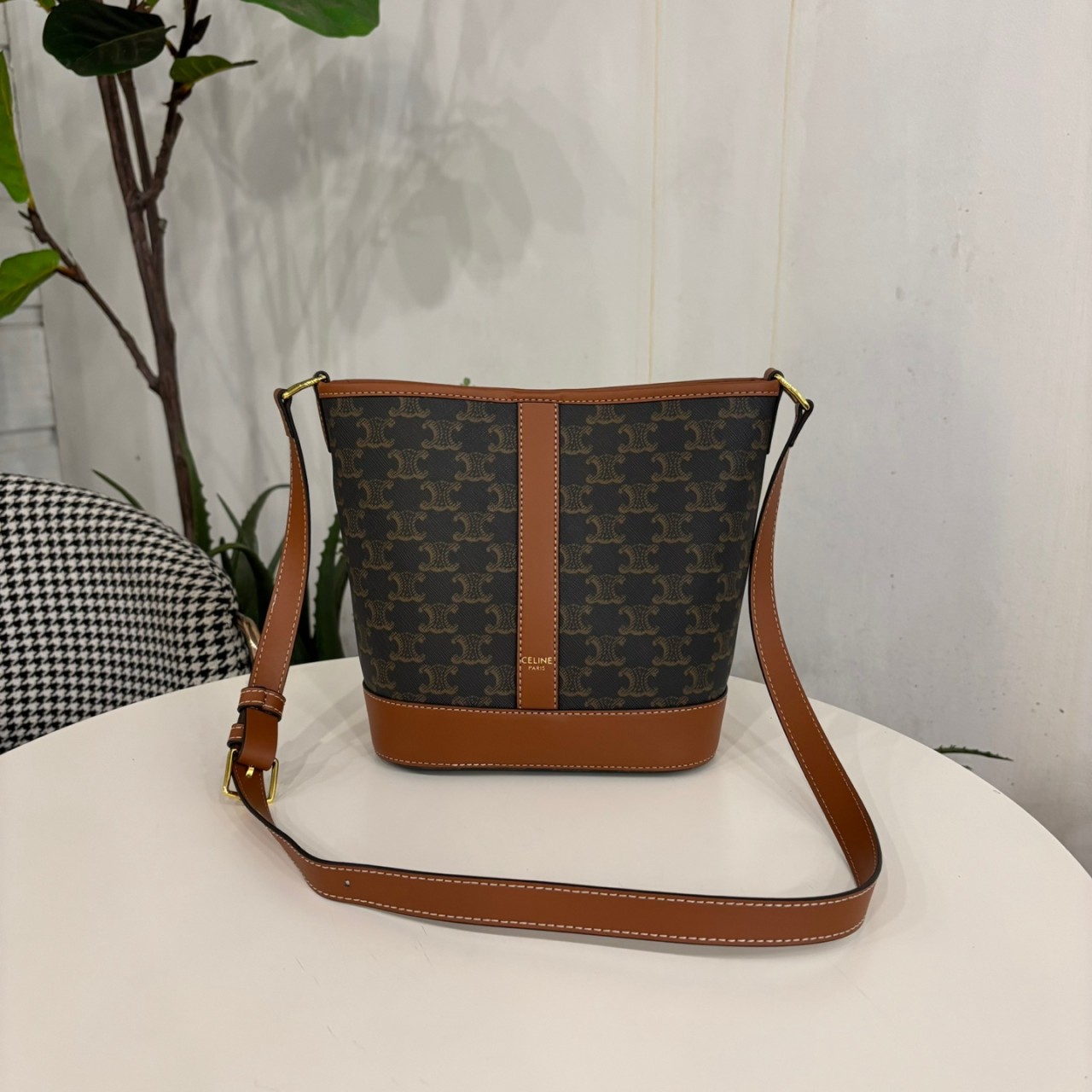 #N #셀린느 트리오페 버킷백 스몰