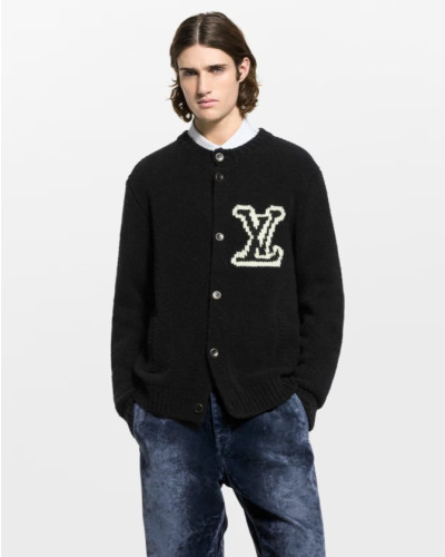 #루이비통 청키 인타르시아 시그니처 가디건