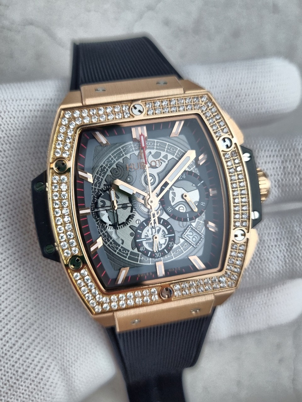 위블로 스피릿 오브 빅뱅 킹골드 블랙 다이아몬드 에디션 시계