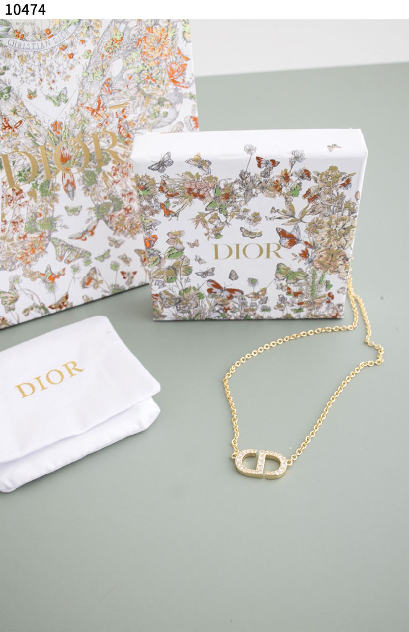 #디올 [Christian Dior] 디올 Petit CD 목걸이 신상입고💢 #목걸이 #10474