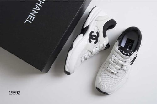 🔆 [CHANEL] 샤넬 CC로고 화이트 테니스 스니커즈 🔆