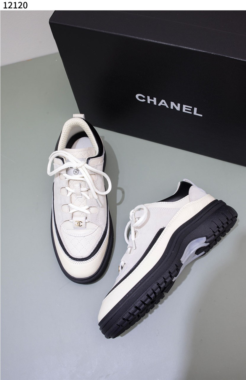 #샤넬 [Chanel] 스웨이드 스니커즈 신상입고💢 #신발 #12120