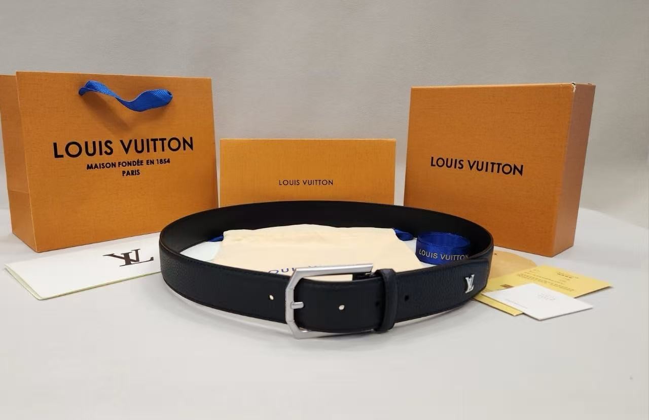 2024 #루***  LV 헤리티지 35MM 벨트 입고~