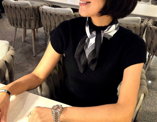 💕 에*** 실크 샹달까레 스카프