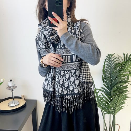 디올 오블리크 머플러