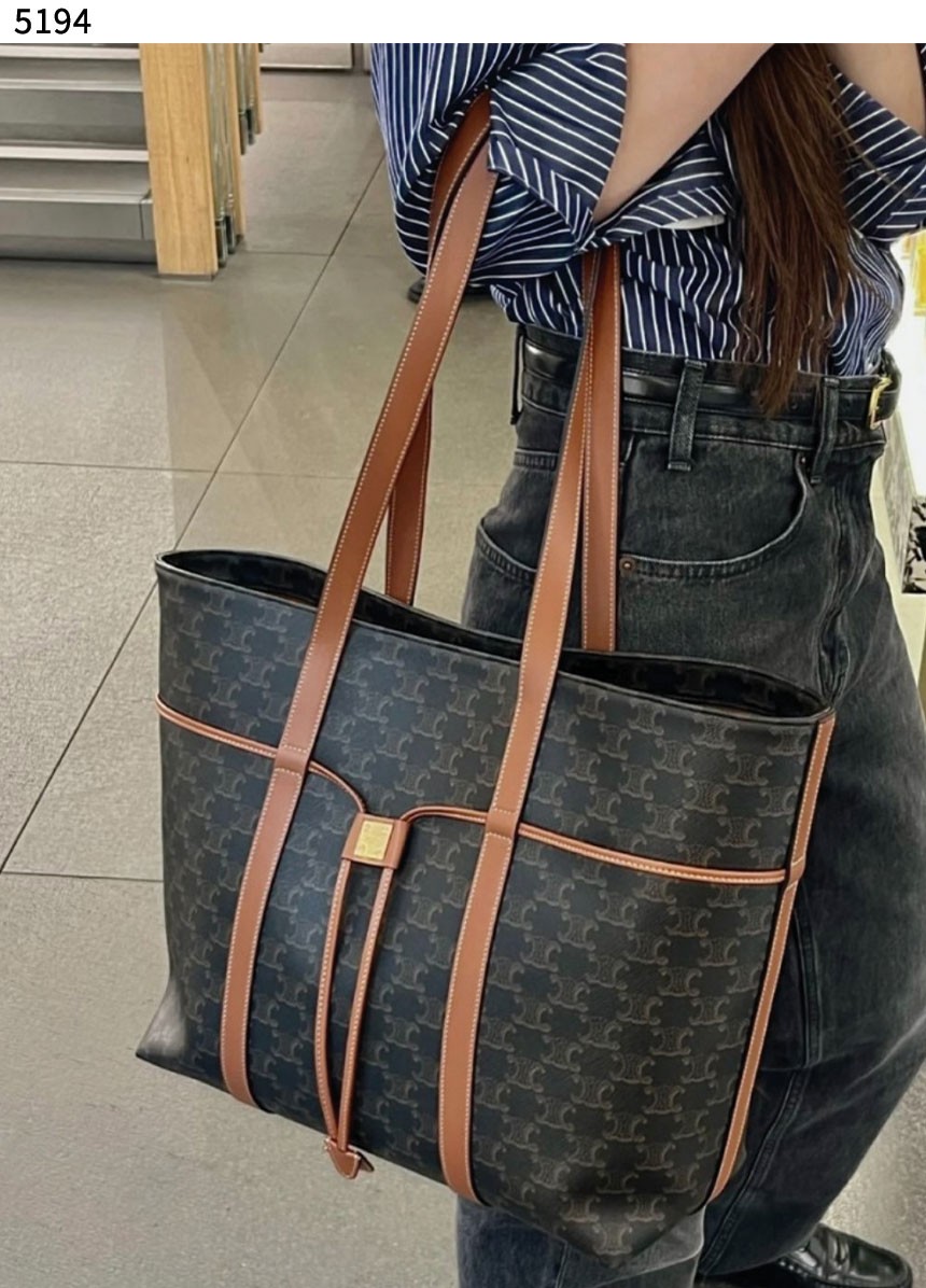 #셀린느 [CELINE] 수입프리미엄급 드로우스트링 카바스백 신상 입고💢 #태그 #가방 #5194